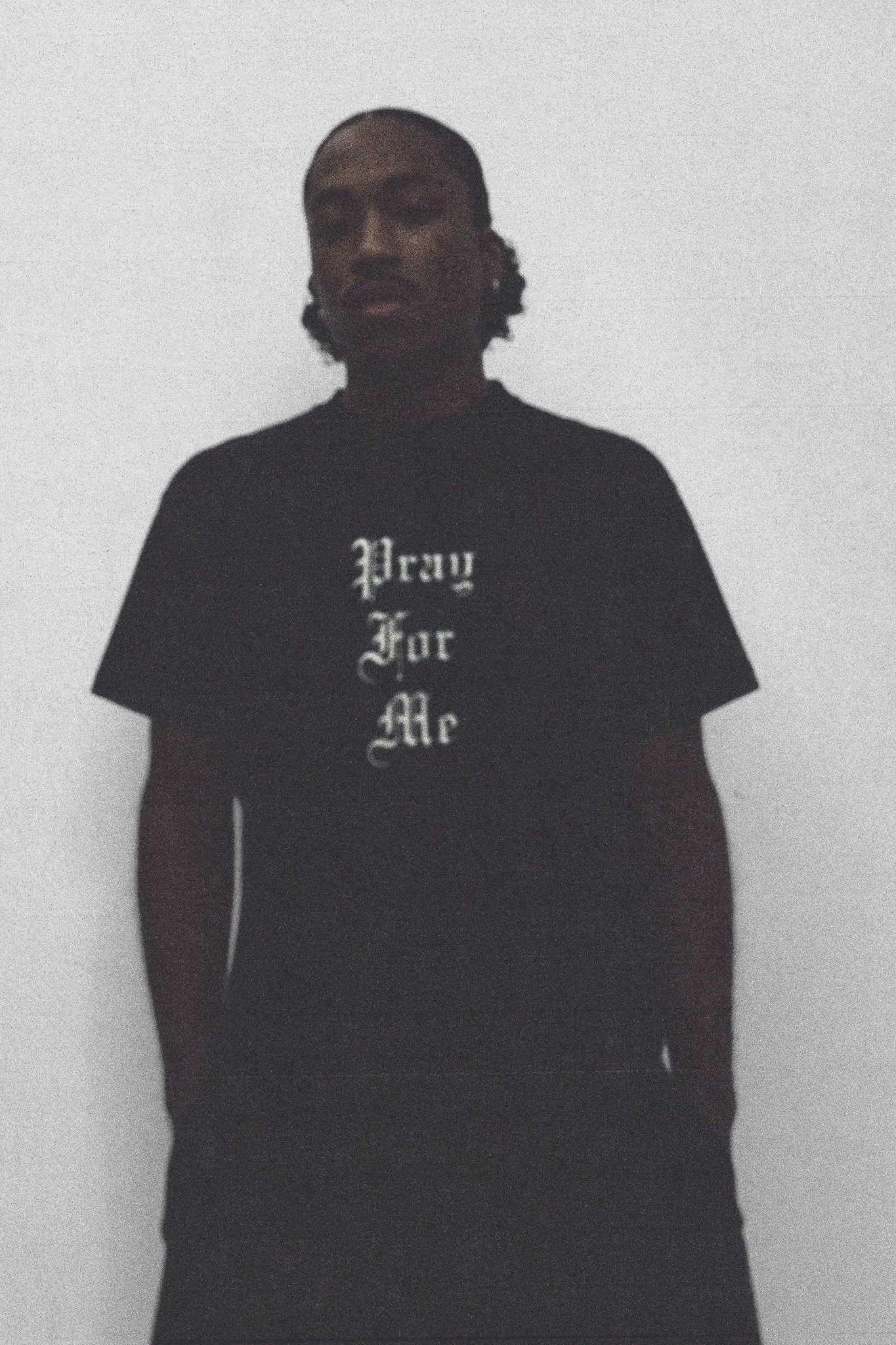 PRAY REGULAR TEE BLACK