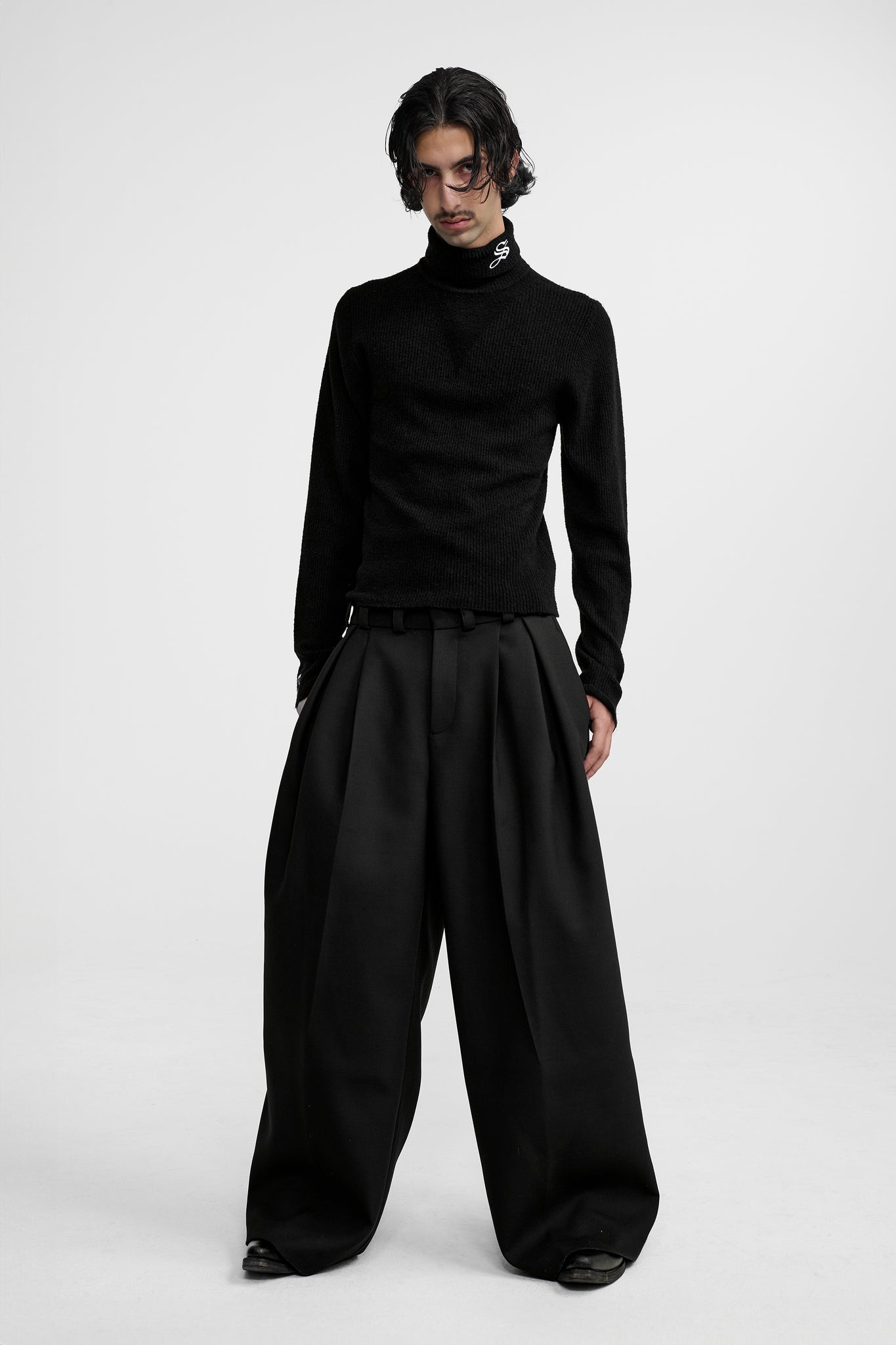 1313 TURTLENECK BLACK