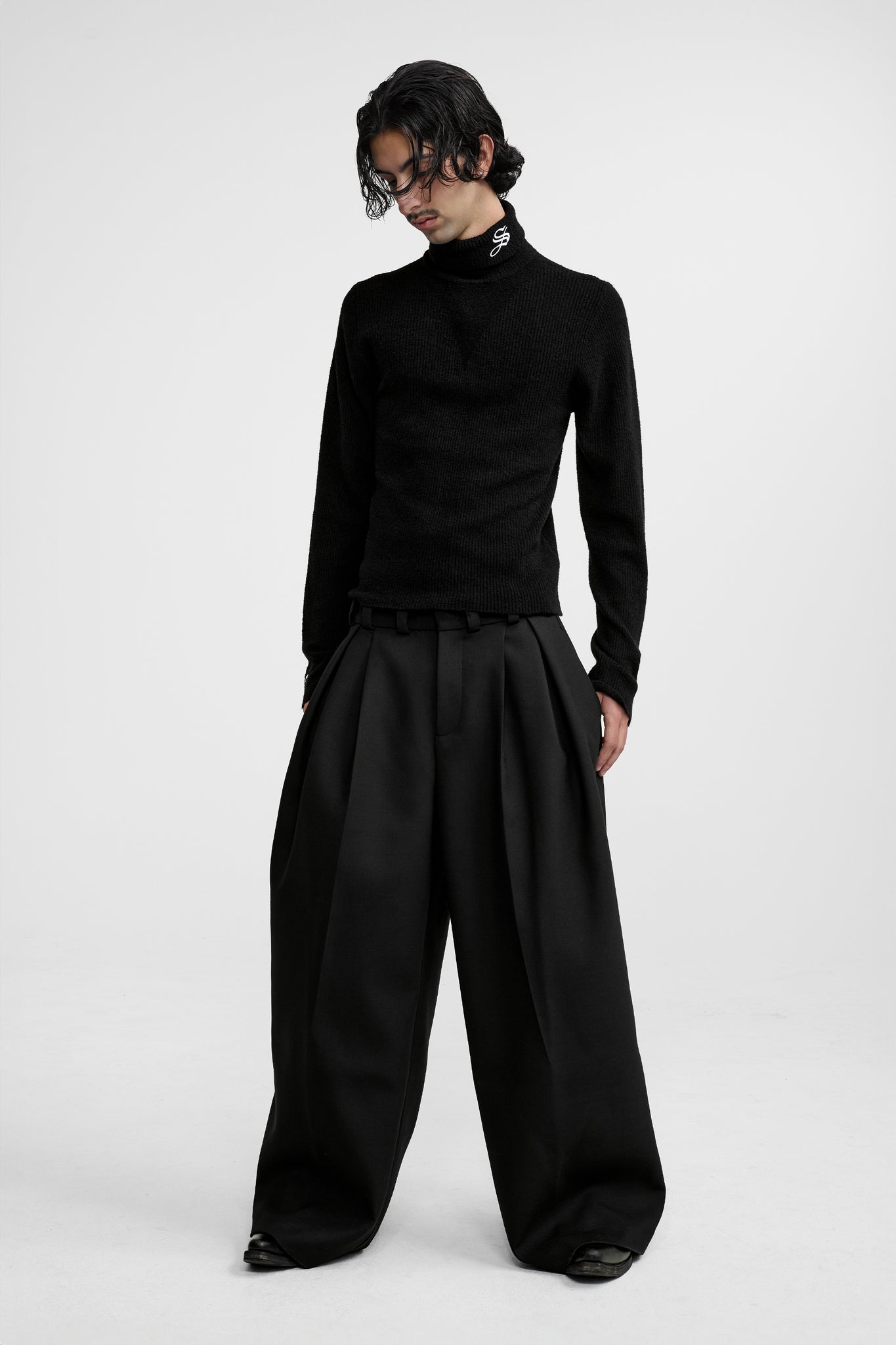 1313 TURTLENECK BLACK