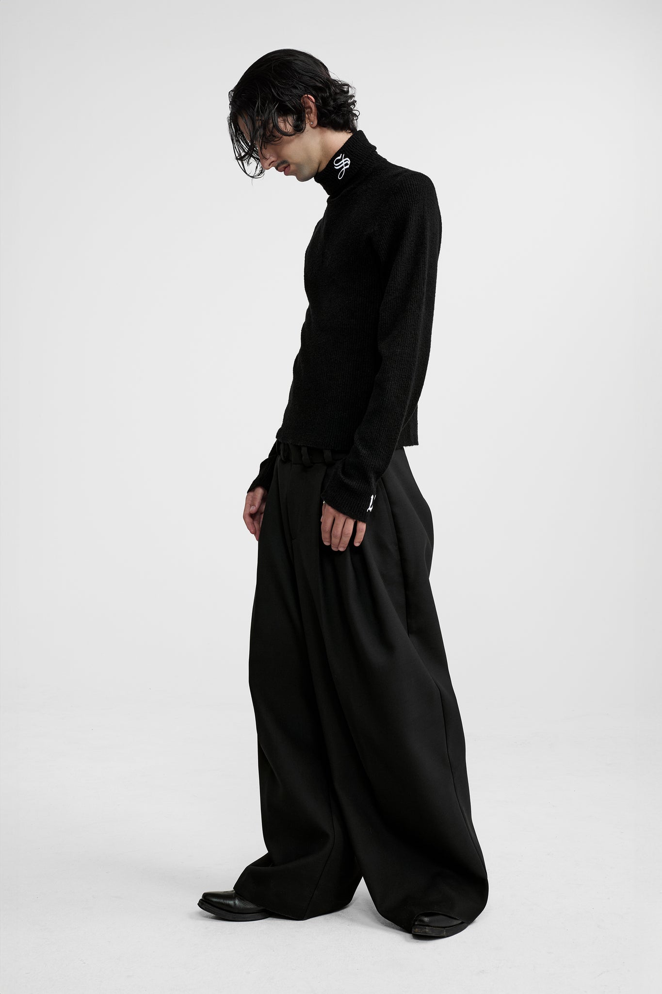 1313 TURTLENECK BLACK