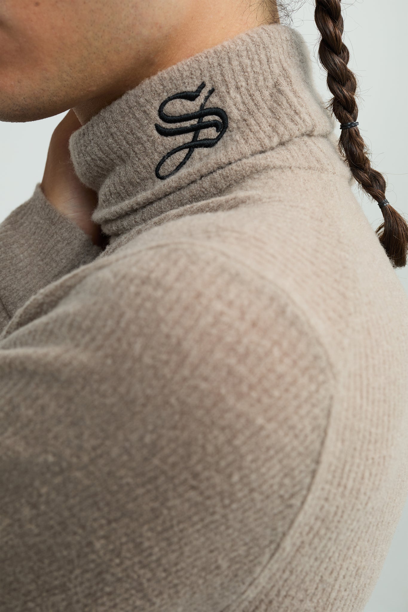 1313 TURLENECK TAUPE
