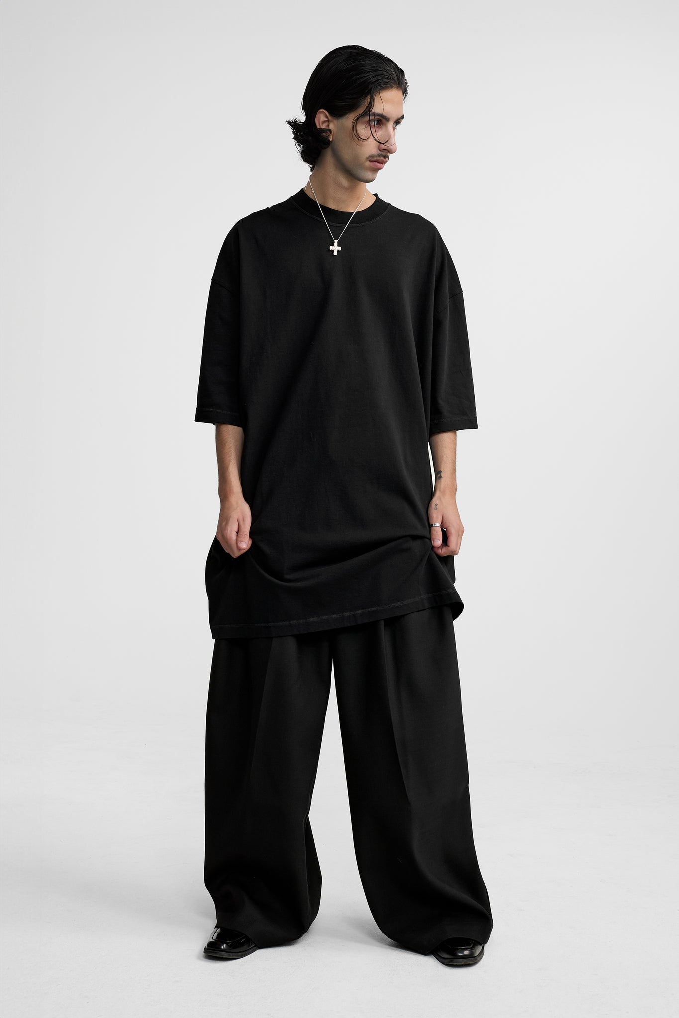 MASSIVO TEE BLACK